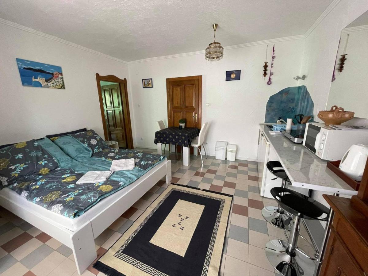 Jorgos Apartman Keszthely Buitenkant foto
