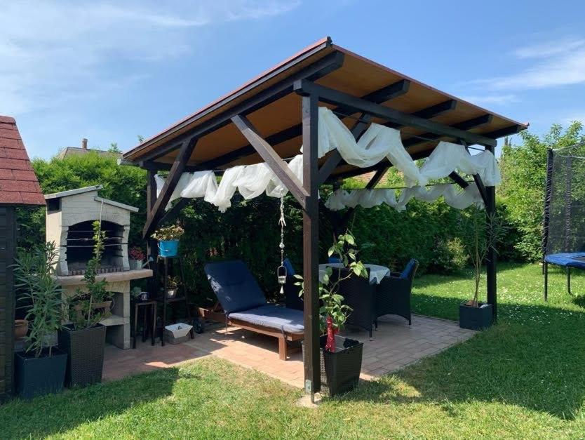 Jorgos Apartman Keszthely Buitenkant foto