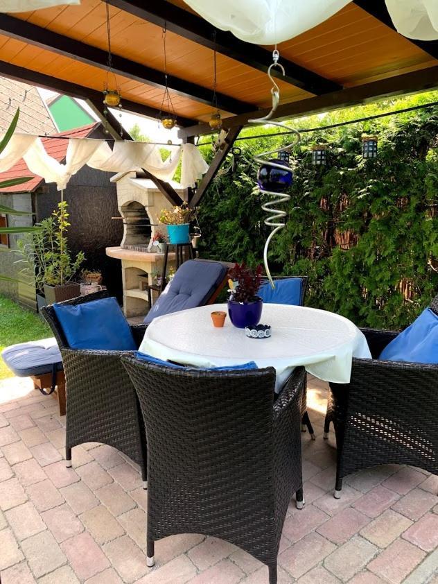 Jorgos Apartman Keszthely Buitenkant foto